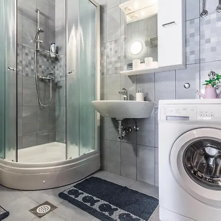 Lovely In With Wifi * Pola