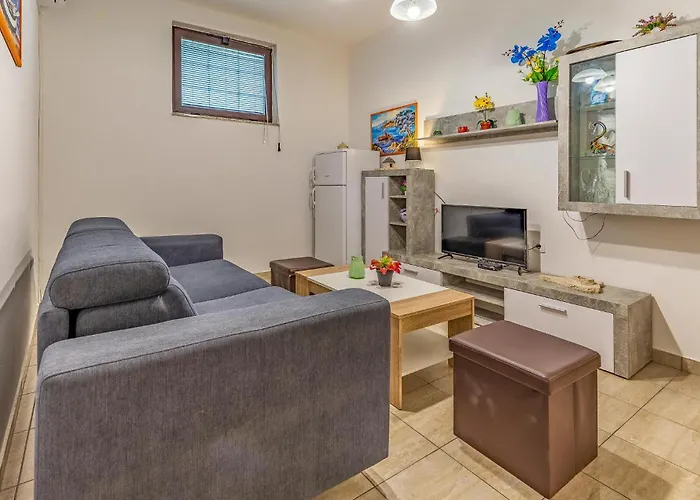 Lovely In With Wifi דירה *